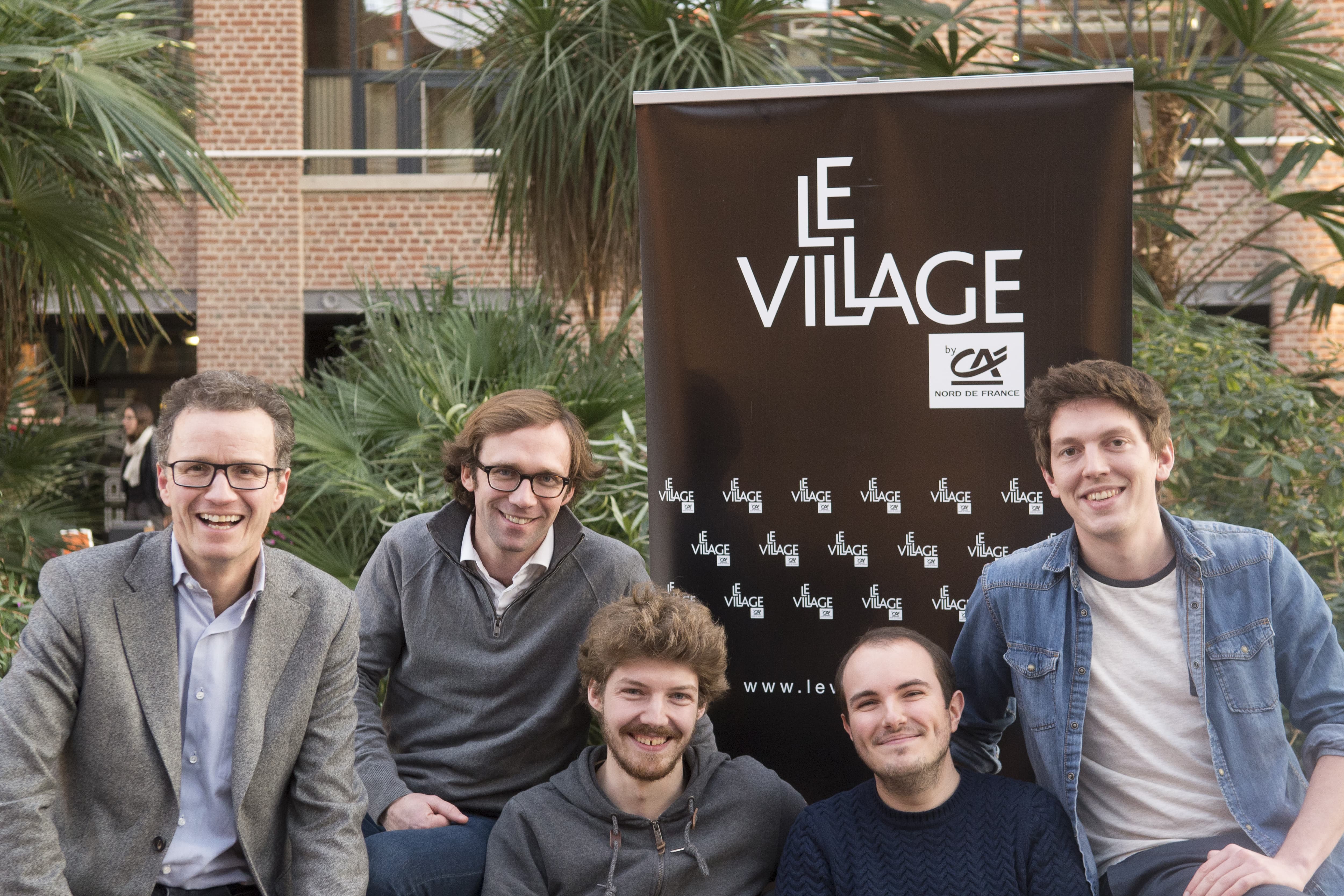 L’équipe d’Energic, de gauche à droite : Alexis, Tristan, Louis, Jonathan et Quentin.