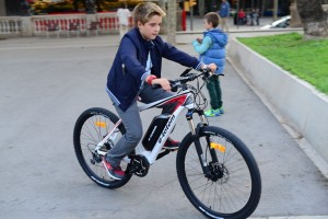 motor-bike-1531268_1280