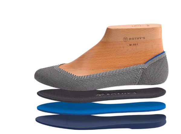 Des ballerines sur-mesure à partir de bouteilles plastiques imprimées en 3D (Crédit : Rothy's)